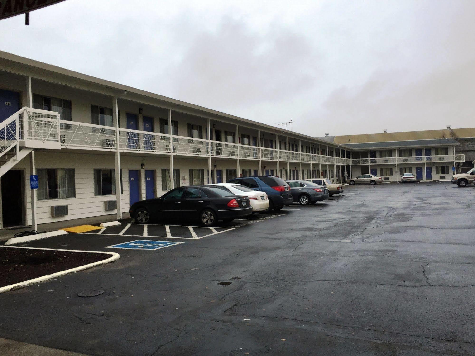 Motel 6-Salem, Or - Expo Center Exterior foto